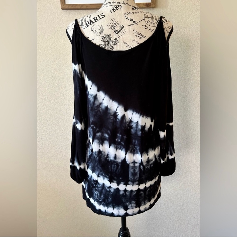 INC International Concepts soft navy tie dye tunic top peekaboo shoulders XL